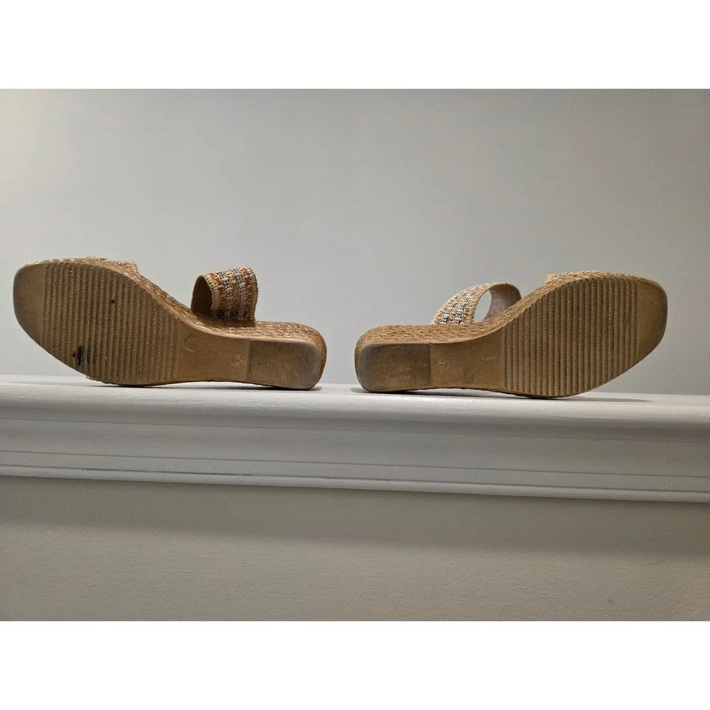 Women's sz 9 Mariella Made in Italy Tan Rhinestone Espadrille Wedge Sandals